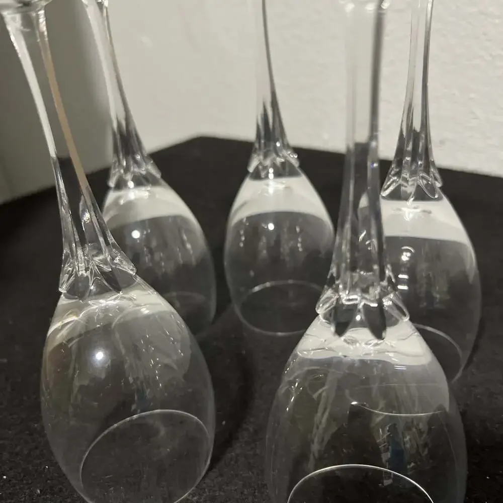 Jolie Crystal Wine Glasses Plain 7.5” Tall 3.25” Volume 2.5” Width